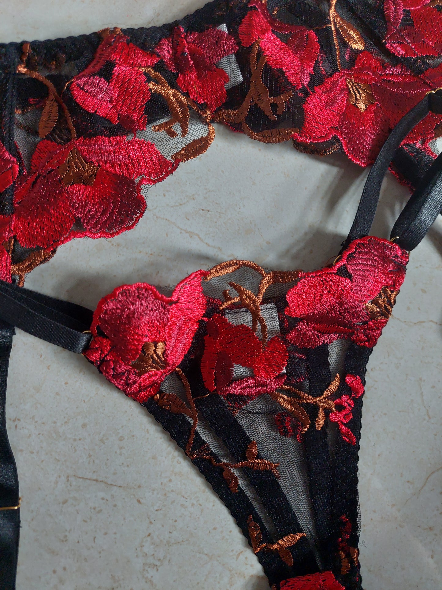 Muse-Lingerie-Endless-Love-Set-Jun