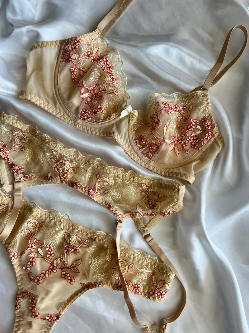 Sunset Kiss lingerie set