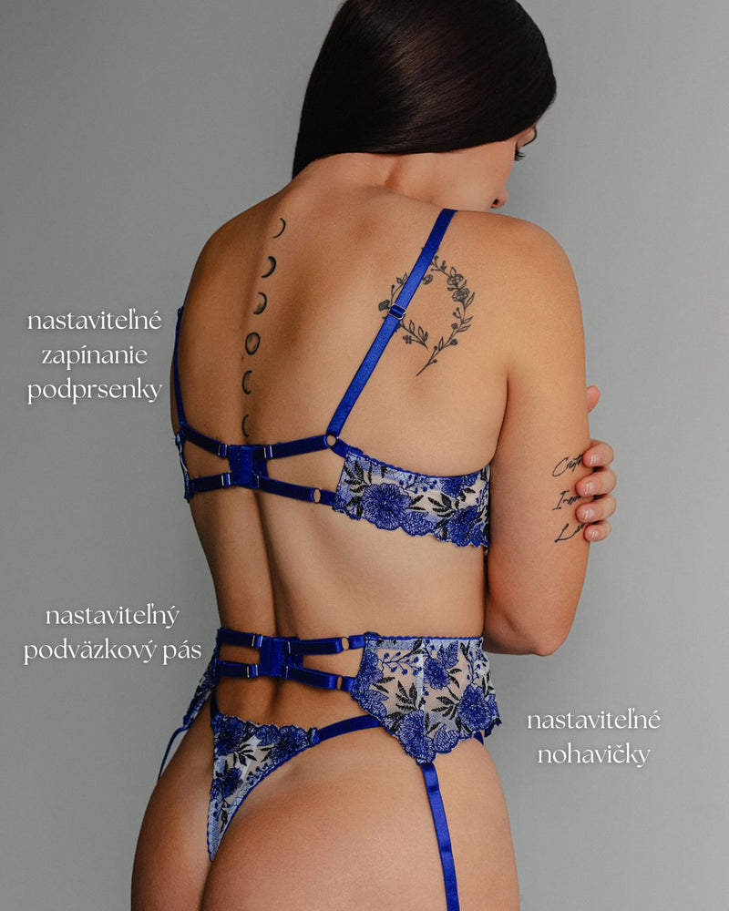 Aura Nightfall lingerie set