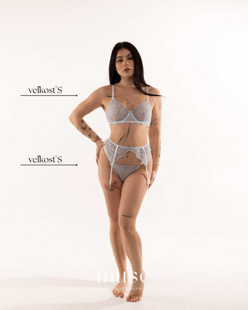 Snow Lily lingerie set