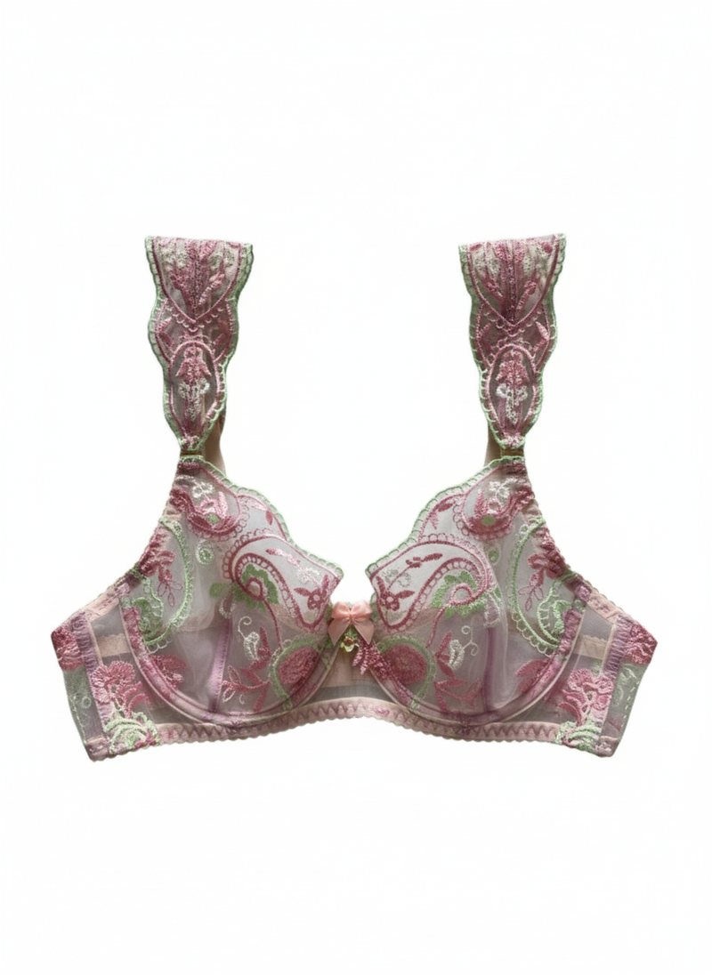 Pure Lila lingerie set