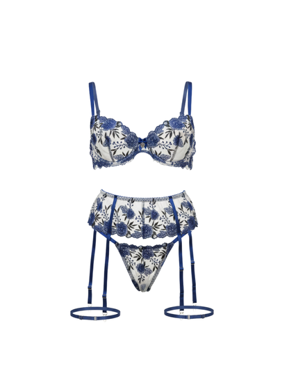 Aura Nightfall lingerie set