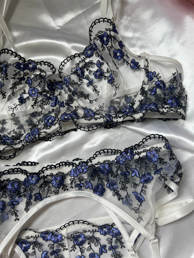 Muse-Lingerie-Bright-Violet-Set