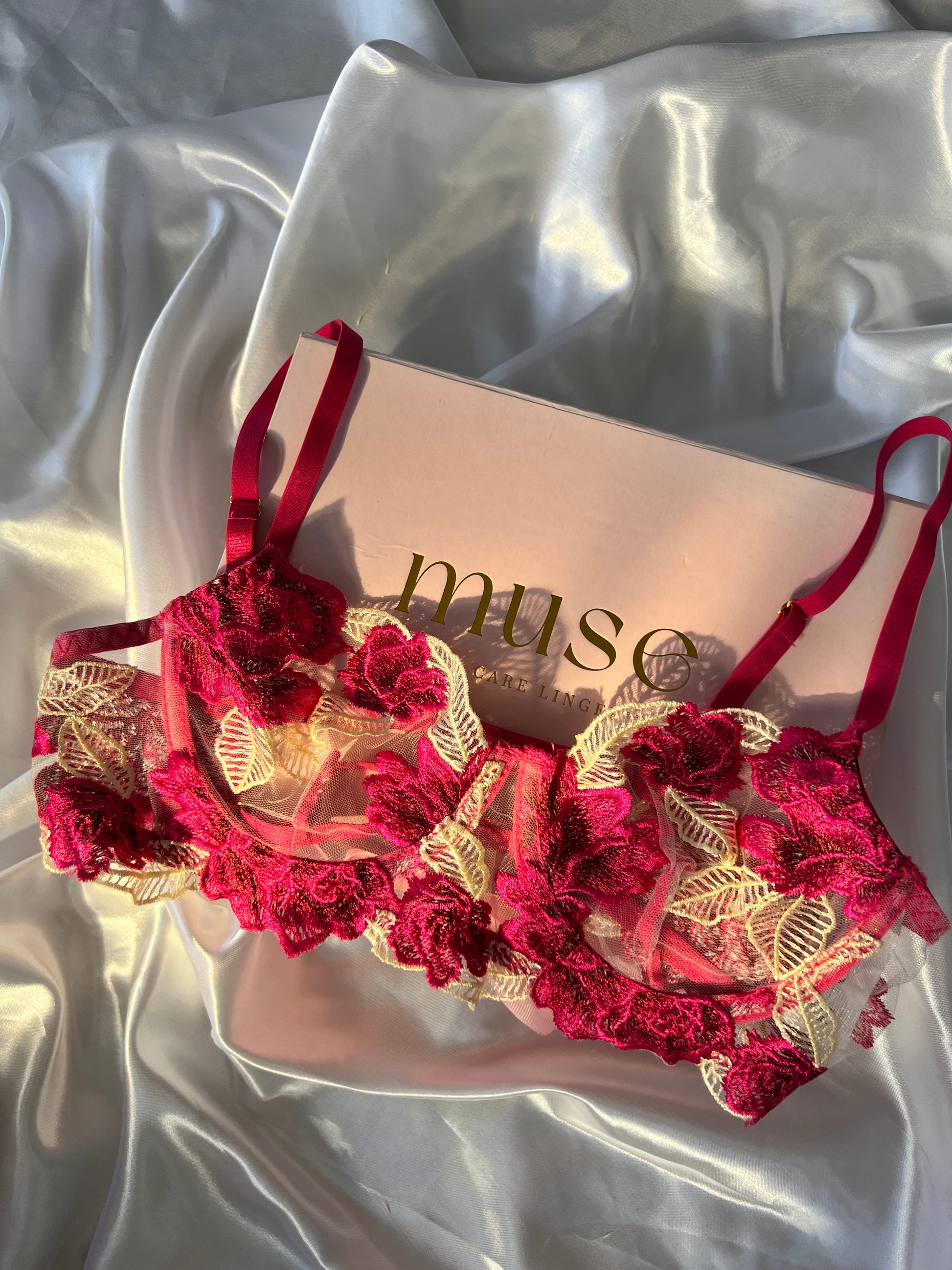 Muse-Lingerie-Pink-Glow-Set