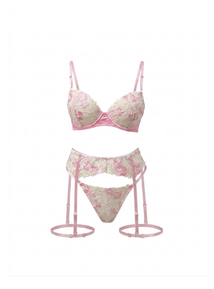Petit Amour lingerie set