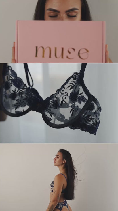 Aura Nightfall lingerie set