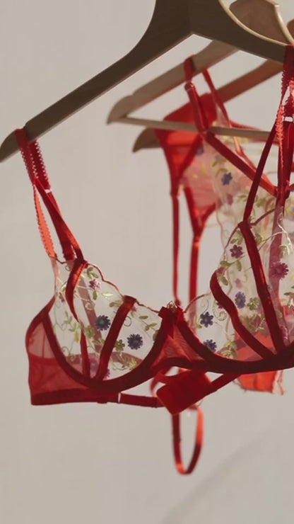 Magic Marmalade lingerie set